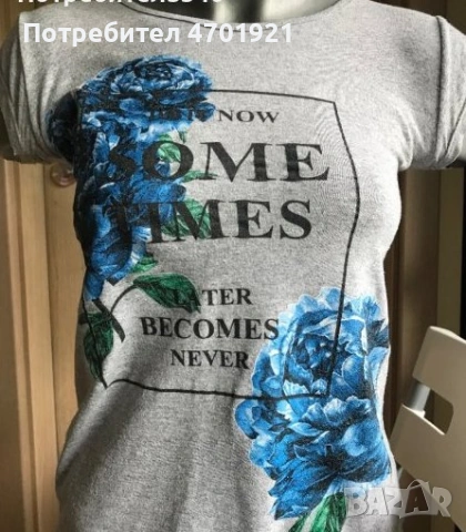 Сива дамска тениска със сини цветя, снимка 2 - Тениски - 53216281