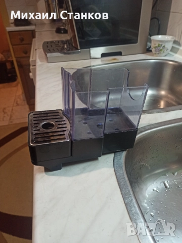 Кафе машина за капсули, снимка 2 - Кафемашини - 52522728