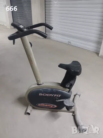магнитен велоергометър с марка Bodyfit Albany.