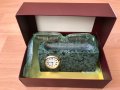Стилно масивно преспапие от зелен мрамор, Ново, за бюро, с вграден елегантен японски часовник, снимка 1 - Антикварни и старинни предмети - 21858399