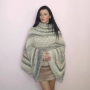 Ръчно плетено пончо с поло яка, снимка 10