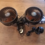 Двоен вентилатор за автомобил 12V/24V – USB & запалка, 360° ротация, 3 скорости, за задната седалка, снимка 9