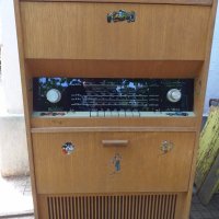 АКОРД-104 Радио-грамофон/музикален шкаф  2, снимка 1 - Радиокасетофони, транзистори - 29566033