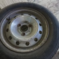 Летни гуми, снимка 1 - Гуми и джанти - 30306287