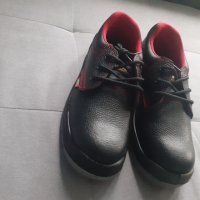  Нови работни обувки Bsafe, снимка 1 - Мъжки боти - 42538397