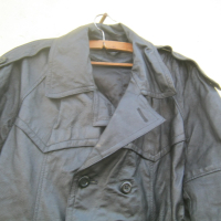 Офицерски шлифер от естествена кожа, снимка 2 - Антикварни и старинни предмети - 44935578