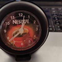 Рекламен часовник на Nescafe, снимка 1 - Антикварни и старинни предмети - 44459014