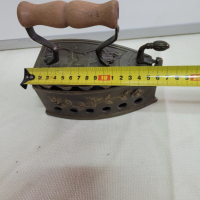 бронзова битова ютия на жар, снимка 3 - Антикварни и старинни предмети - 44518930