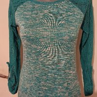 ДАМСКА БЛУЗА с дантела  - Размер  S, снимка 1 - Блузи с дълъг ръкав и пуловери - 42868432