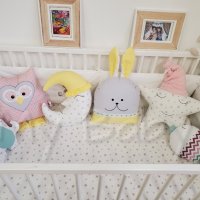Възглавнички  и играчки за бебе, снимка 1 - Спално бельо и завивки - 32141055