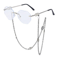 Valentino дамски прозрачни слънчеви очила Осмоъгълник с верижка синджир, снимка 1 - Слънчеви и диоптрични очила - 44623336