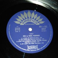 Грамофонна плоча  Queen ‎–  Ike & Tina Turner ‎– Live! , снимка 2 - Грамофонни плочи - 29791234