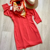 Страхотна рокля в цвят корал Aaiko & подарък нов шал Alba moda, снимка 9 - Рокли - 36984404