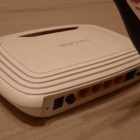 TP-Link WR740N WiFi router, рутер за интернет, снимка 4 - Рутери - 34478941