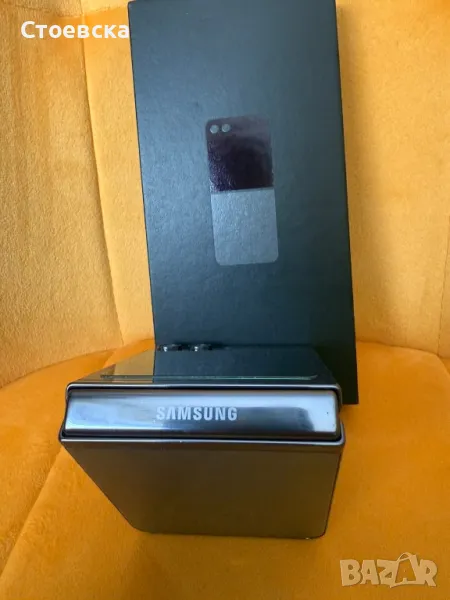 Samsung z flip 5, снимка 1