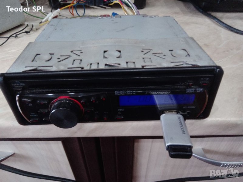 Сд за кола Pioneer с флашка в Аксесоари и консумативи в гр. Червен бряг ...