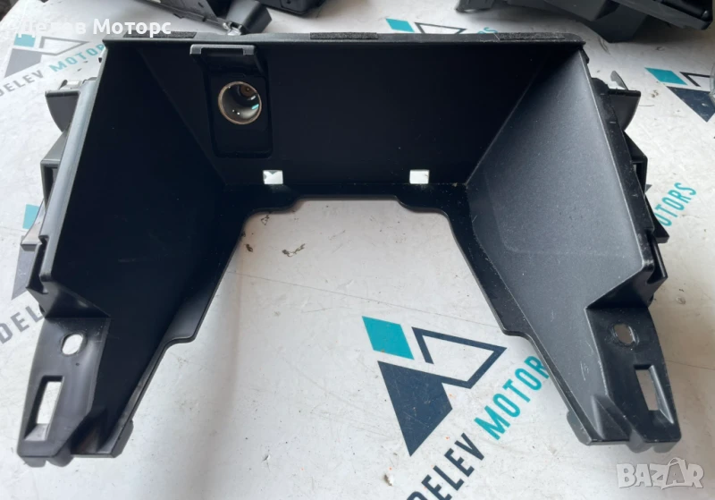 Централна конзола от Mazda CX-5, K12364361, 2.5 skyaktiv двигател PY, AWD, 194 кс., автоматик, 2019г, снимка 1