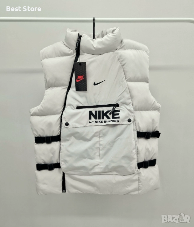 Nike Бял Мъжки Елек Найк , снимка 1