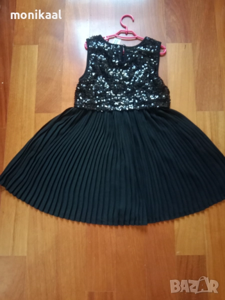 Черна рокля с пайети , снимка 1