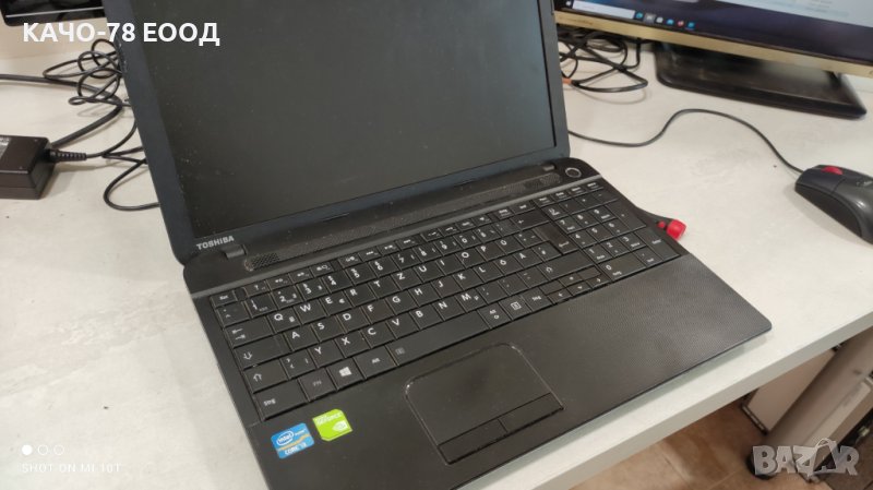 Лаптоп Toshiba Satellite C50-A-1F1, снимка 1