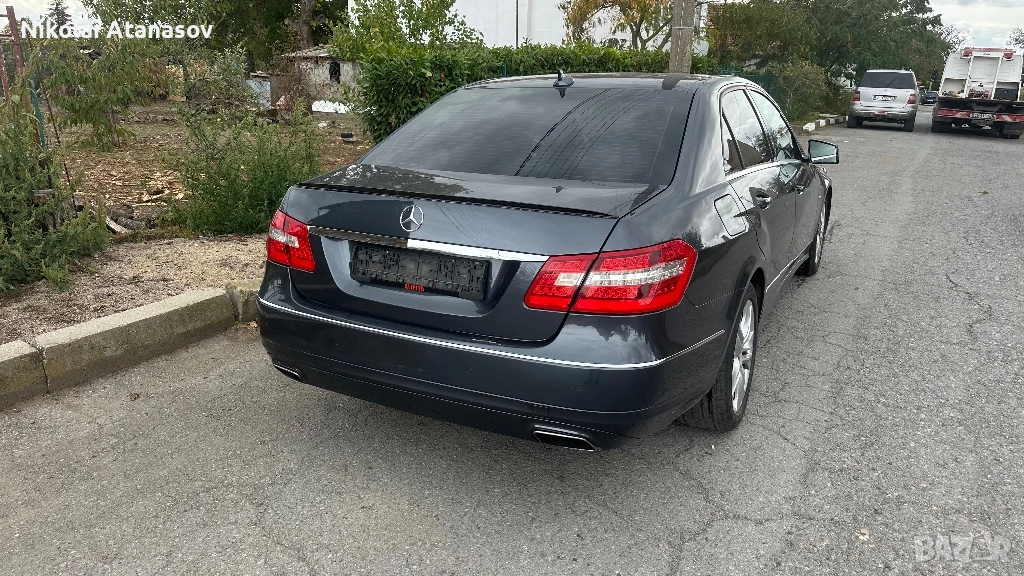 Mercedes E350 265hp  НА ЧАСТИ, снимка 1