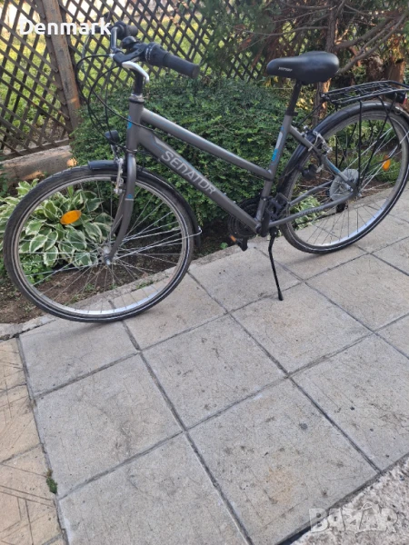 Дамски велосипед 28 цола , снимка 1