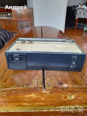 Старо радио,радиоприемник Меридиан 6TR1-K11, снимка 9 - Антикварни и старинни предмети - 50096231