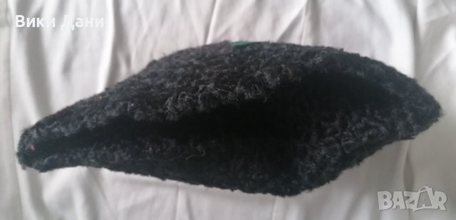 носия шапка юнак калпак астраган от младо агънце, снимка 4 - Антикварни и старинни предмети - 39428215