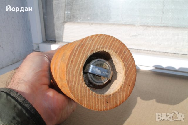 Мелничка за черен пипер или сол , снимка 6 - Аксесоари за кухня - 42654223