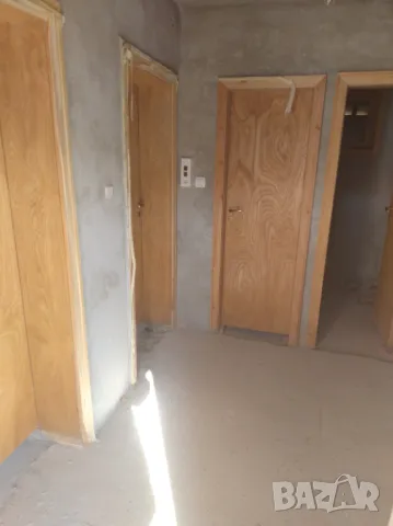 Продавам УПИ ведно с 4 сгради ,оранжерия и 3 постройки, снимка 11 - Къщи - 48961270