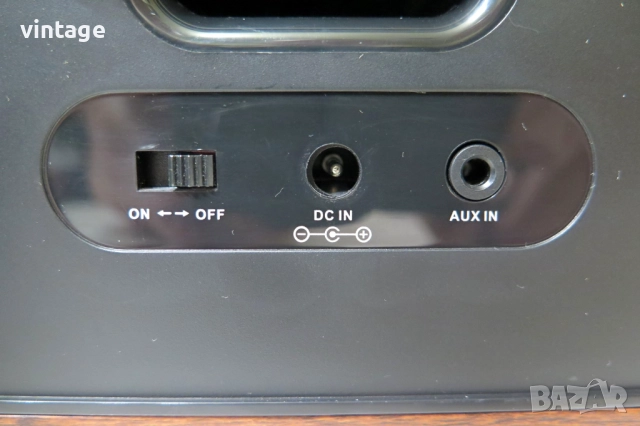 August SE 50 Bluetooth Boombox With FM Radio, снимка 7 - Bluetooth тонколони - 51764706