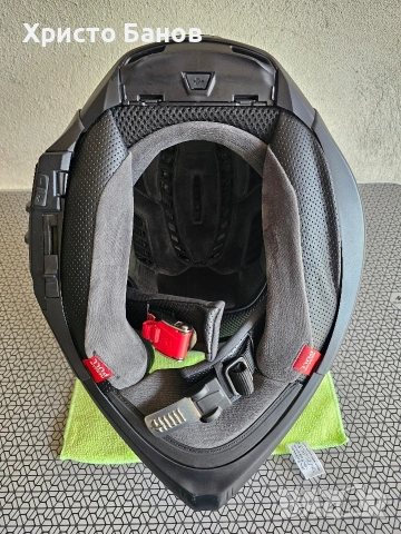 Мотоциклетна каска AGV K7, черен мат, размер L, снимка 7 - Аксесоари и консумативи - 53303896