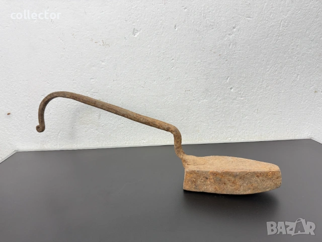 Автентична сарашка / абаджийска ютия. №8057