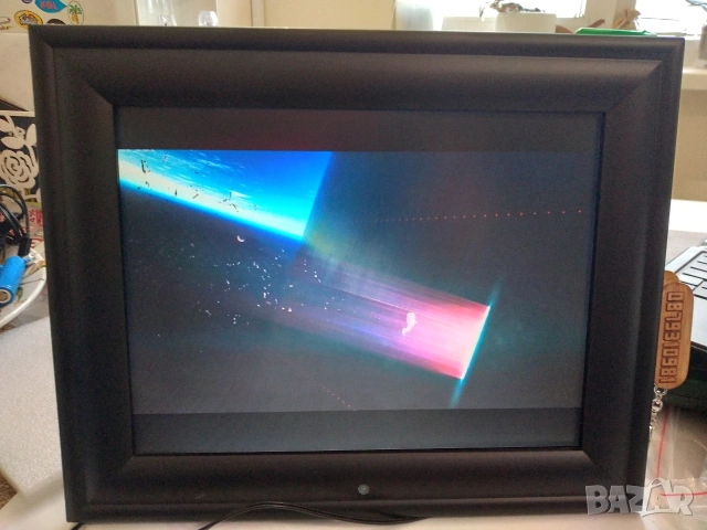 Цифрова Фоторамка 12.1" Rolley DF-12.1, снимка 4 - Друга електроника - 53221168