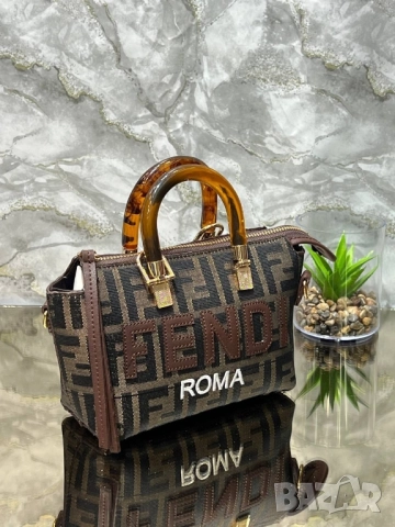 чанти FENDİ 18x13CM , снимка 2 - Чанти - 52106907