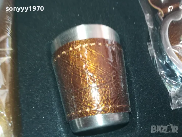 ШИШЕ С КОН-КОМПЛЕКТ ЗА ПОДАРЪК КОЛЕКЦИЯ 2409241701, снимка 10 - Колекции - 47343828