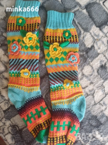 Ръчно плетиво чорапи., снимка 3 - Дамски чорапи - 52239252