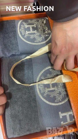 Памучни Хавлии -2бр с Кутия ✨ Barbie ✨ Victoria Secret ✨ Hermes ✨, снимка 10 - Хавлиени кърпи - 50944502