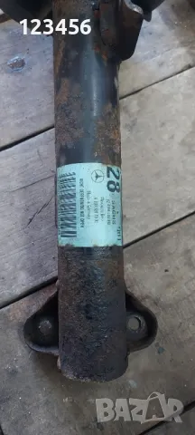 Амортесьори Мерцедес W203, снимка 2 - Части - 48622368