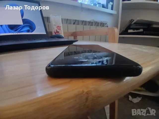 Samsung A8 заден счупен гръб, снимка 4 - Samsung - 56416103