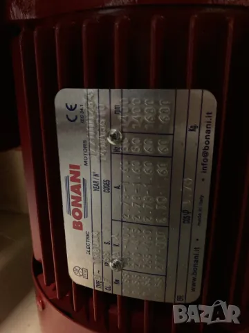 Вакуум помпи, снимка 2 - Други машини и части - 48564843