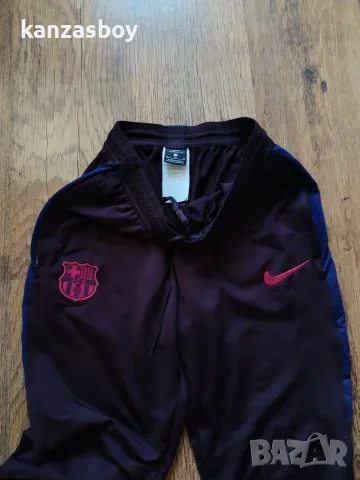 NIKE Barcelona Training Trousers - юутболно долнище М