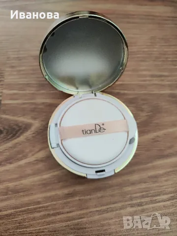 Пудра фон дьо тен 2в1 Manhattan,пудра за лице Bourjois , снимка 5 - Козметика за лице - 49524488