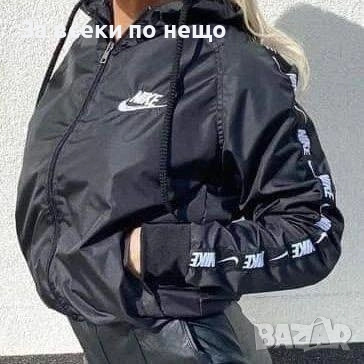 Nike Дамска Ветровка🔝Преходно Яке🔝Пролетно Яке🔝Есенно Яке - 2 Цвята Код M.O.S.-7, снимка 3 - Якета - 52620581