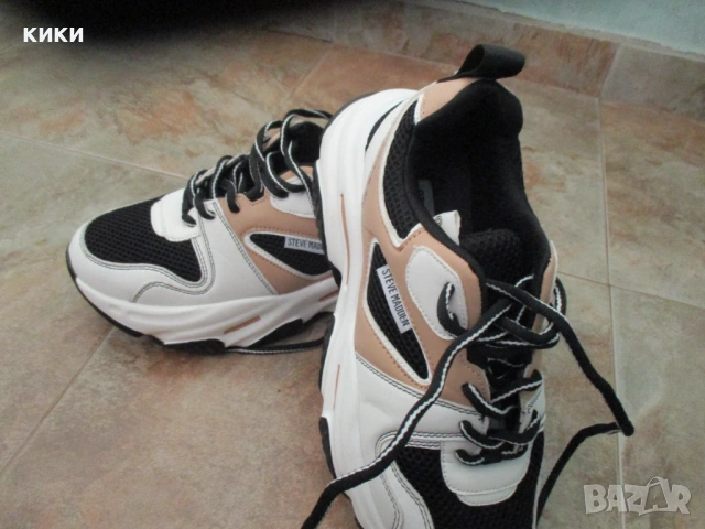 Мъжки/Дамски  маратонки Адидас, снимка 2 - Маратонки - 51548395