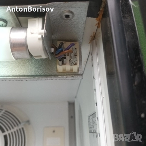 хладилна витрина 60х206см, снимка 2 - Хладилни витрини и фризери - 52053474