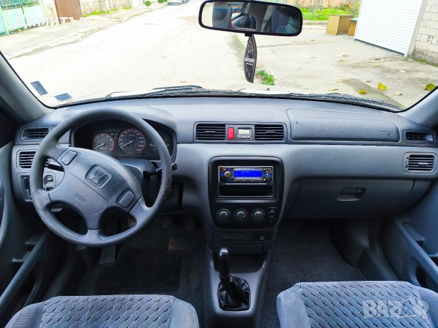 Honda CRV 147 кс, снимка 6 - Автомобили и джипове - 52718962