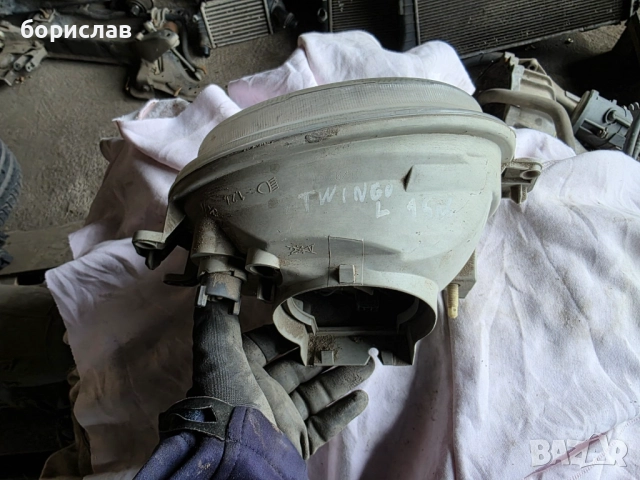 Ляв фар за Рено туинго, снимка 4 - Части - 52355783