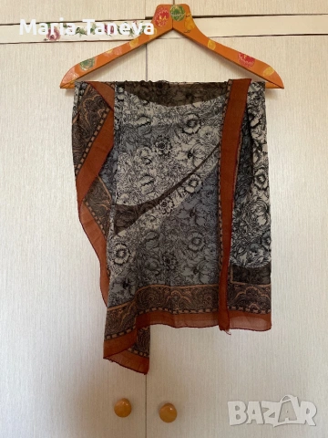 Дамски шалове, снимка 4 - Шалове - 54169360