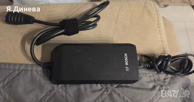 Зарядно Bosch за велосипед 36v 2ah